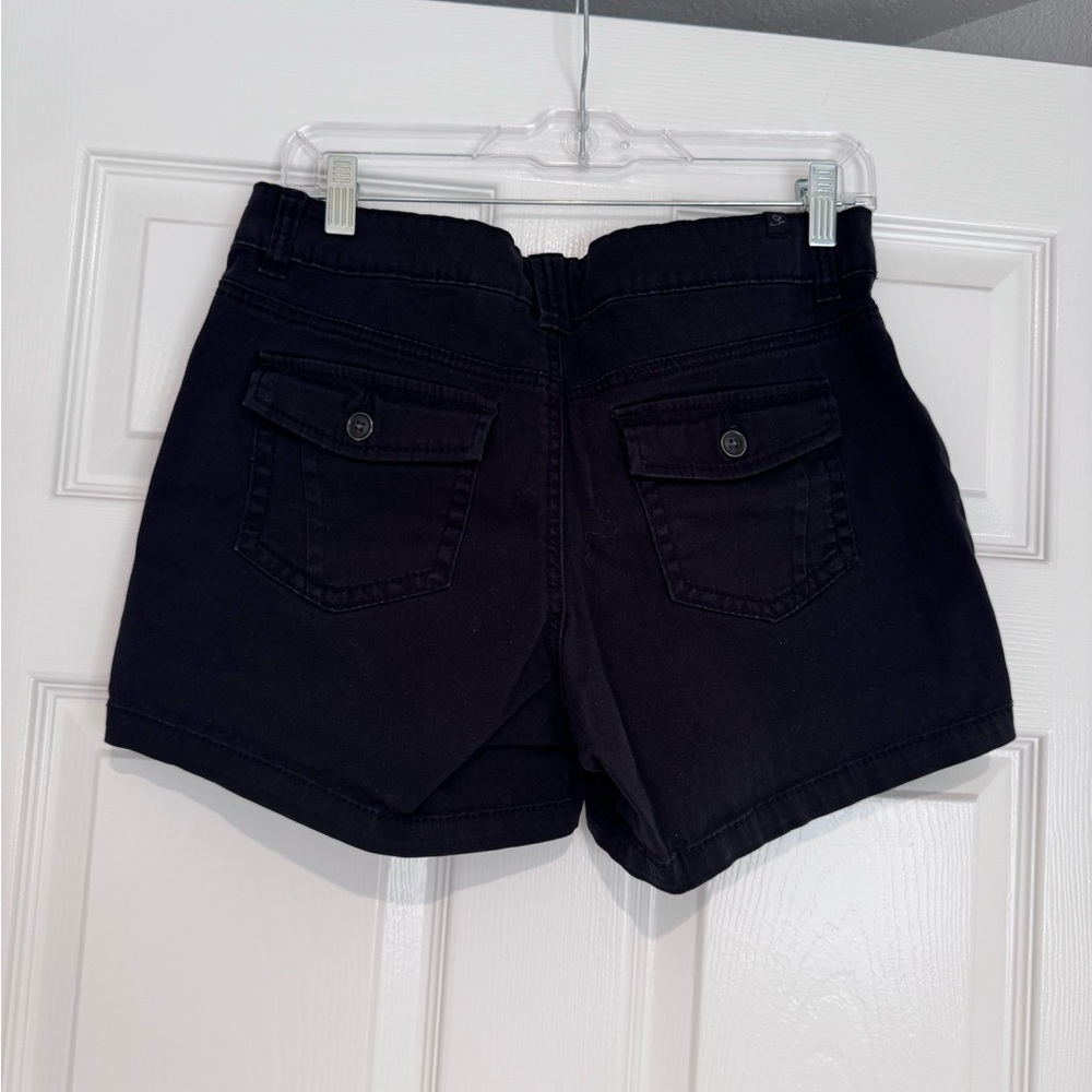Bundle of Women's Shorts - Picture 12 of 13